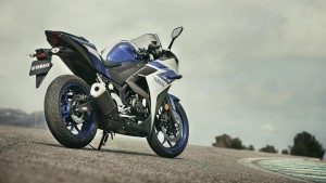 YZF R3: petite cylindrée, grand pedigree!