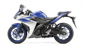 YZF R3: petite cylindrée, grand pedigree!