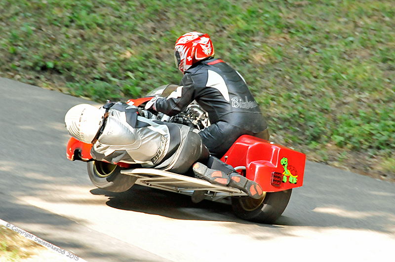 Rencontre avec le Team Red Turtle, Champion Suisse Side-car Vintage 2015 !