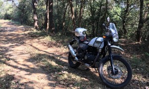 Royal Enfield dévoile une nouvelle moto, l&rsquo;Himalayan