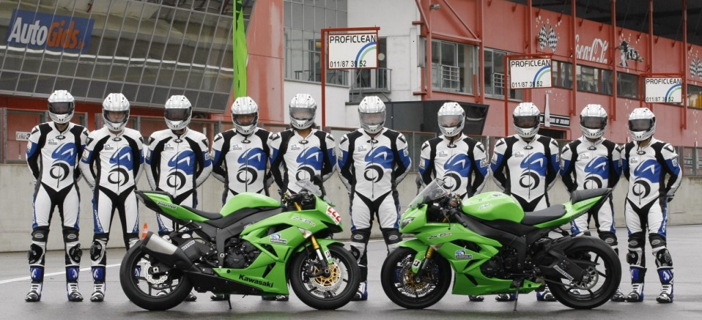 Testez la Kawasaki ZX-10R sur circuit !