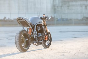 Une Suzuki Bandit en café Racer ?