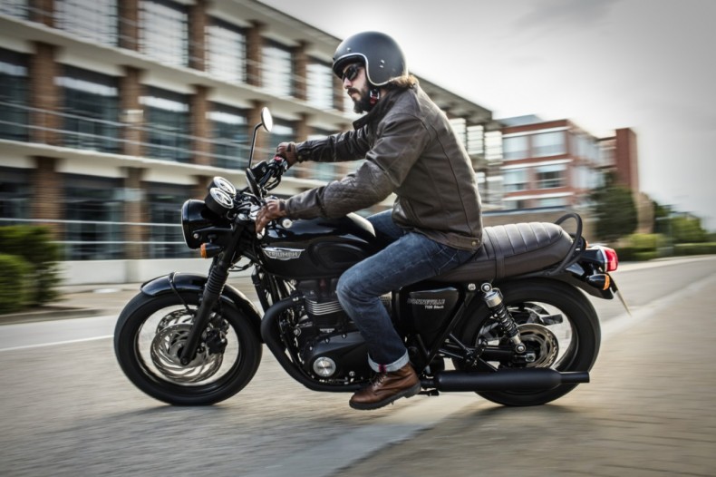 Les nouvelles Triumph Bonneville T120 et T120 Black