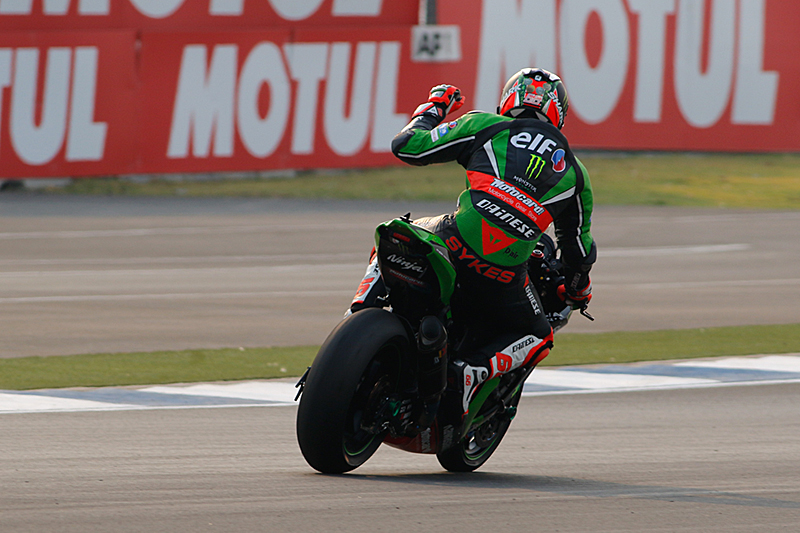 WorldSBK &#8211; Thaïlande &#8211; Course 2 &#8211; Victoire de Tom Sykes !