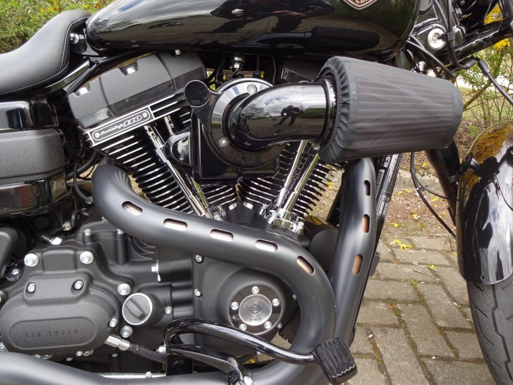 Harley-Davidson Low Rider S effet Bad Boy assuré