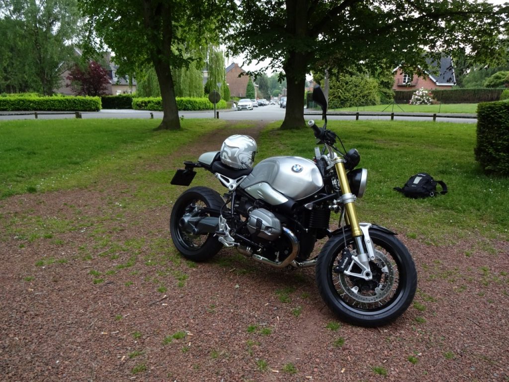 BMW NINE-T 