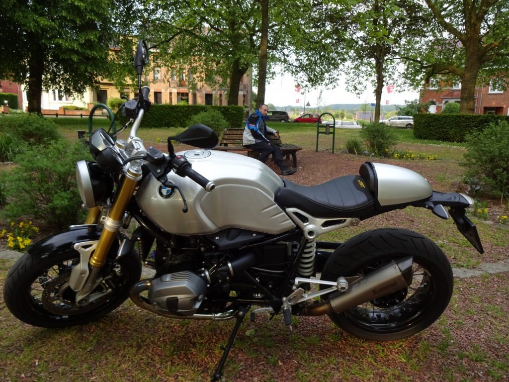 BMW NINE-T 