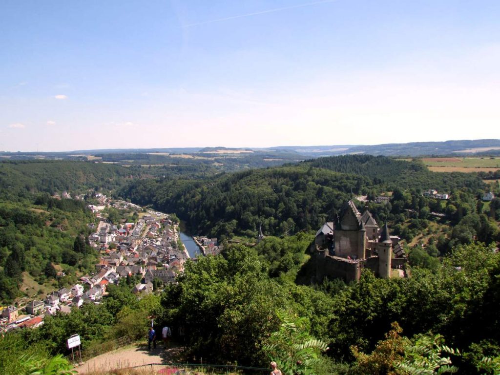 Vianden vue depuis le sommet du téléphérique.