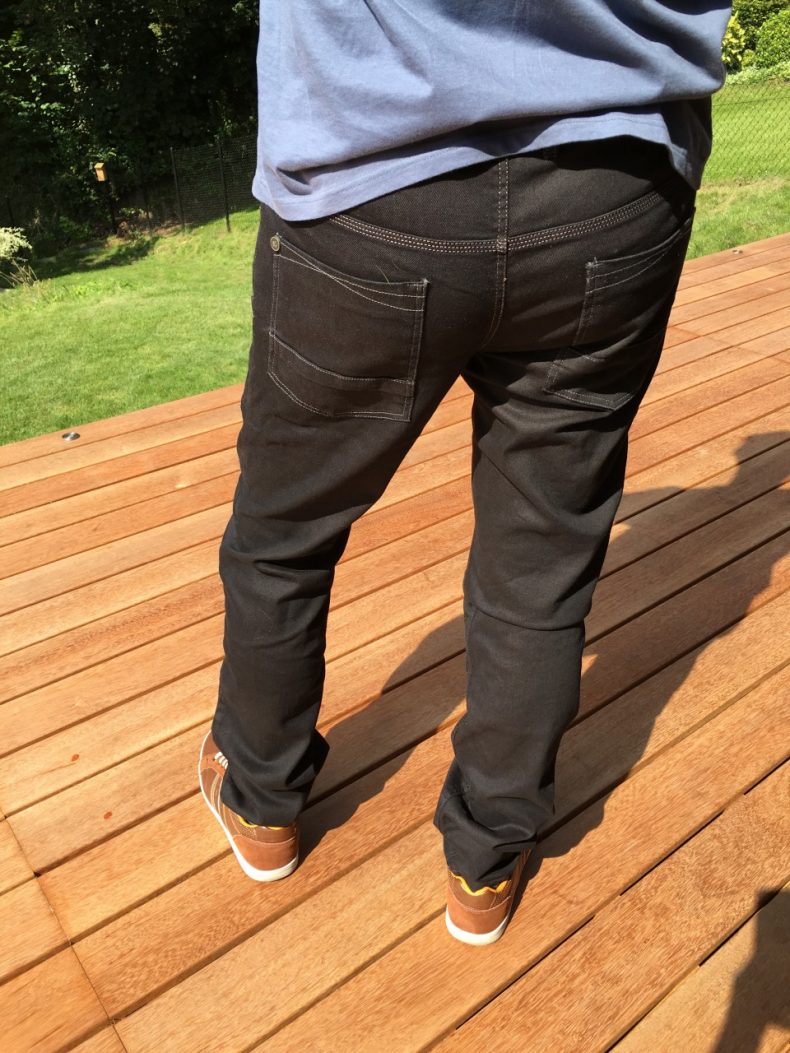 Jeans Esquad Milo : Quand le motard se fait invisible !