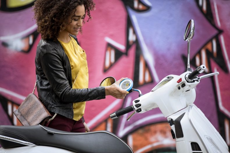 TomTom présente un GPS pour Scooter (ou moto) le VIO