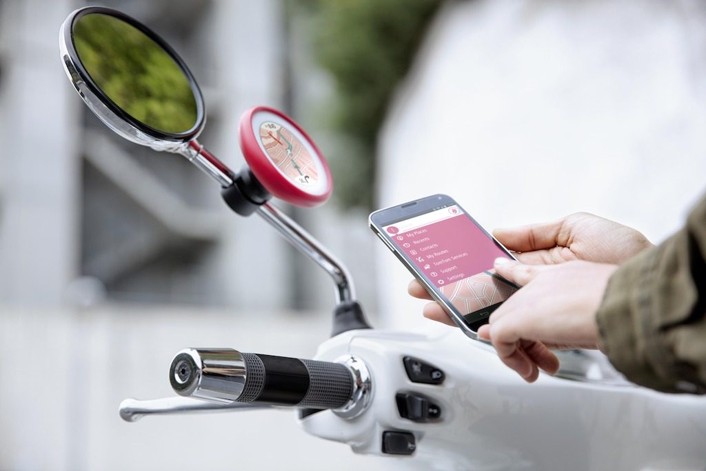 TomTom présente un GPS pour Scooter (ou moto) le VIO