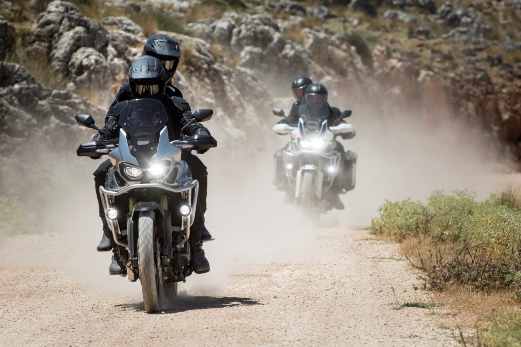 63147_16ym_crf1000l_africa_twin