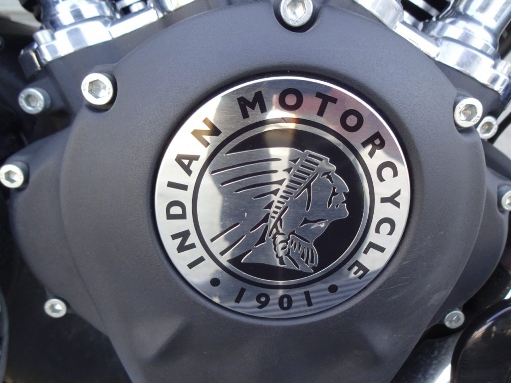 Indian Chief Darkhorse le côté obscur façon Indian