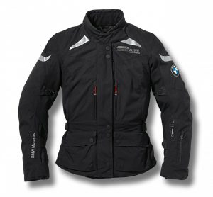 La technique airbag d&rsquo;Alpinestars dans une veste BMW