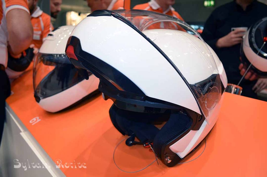 Intermot 2016 : des casques, des vêtements, des accessoires et d&rsquo;autres motos