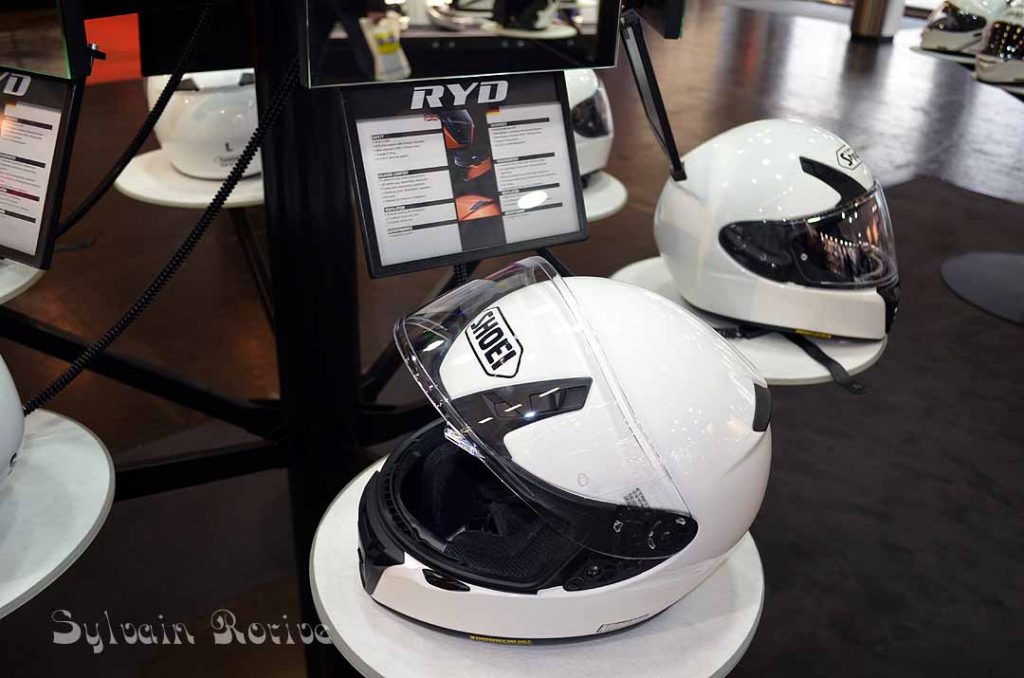 Intermot 2016 : des casques, des vêtements, des accessoires et d&rsquo;autres motos