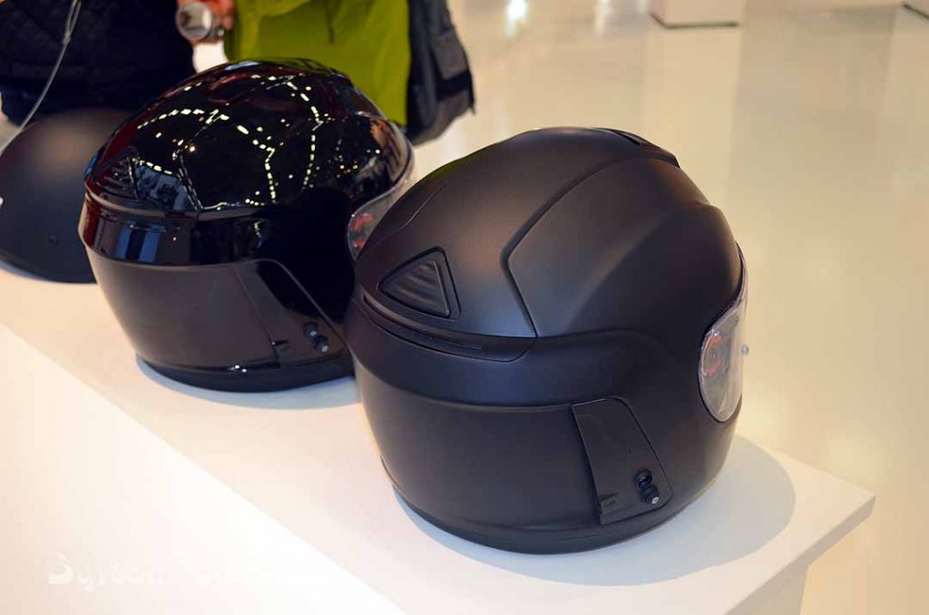 Intermot 2016 : des casques, des vêtements, des accessoires et d&rsquo;autres motos