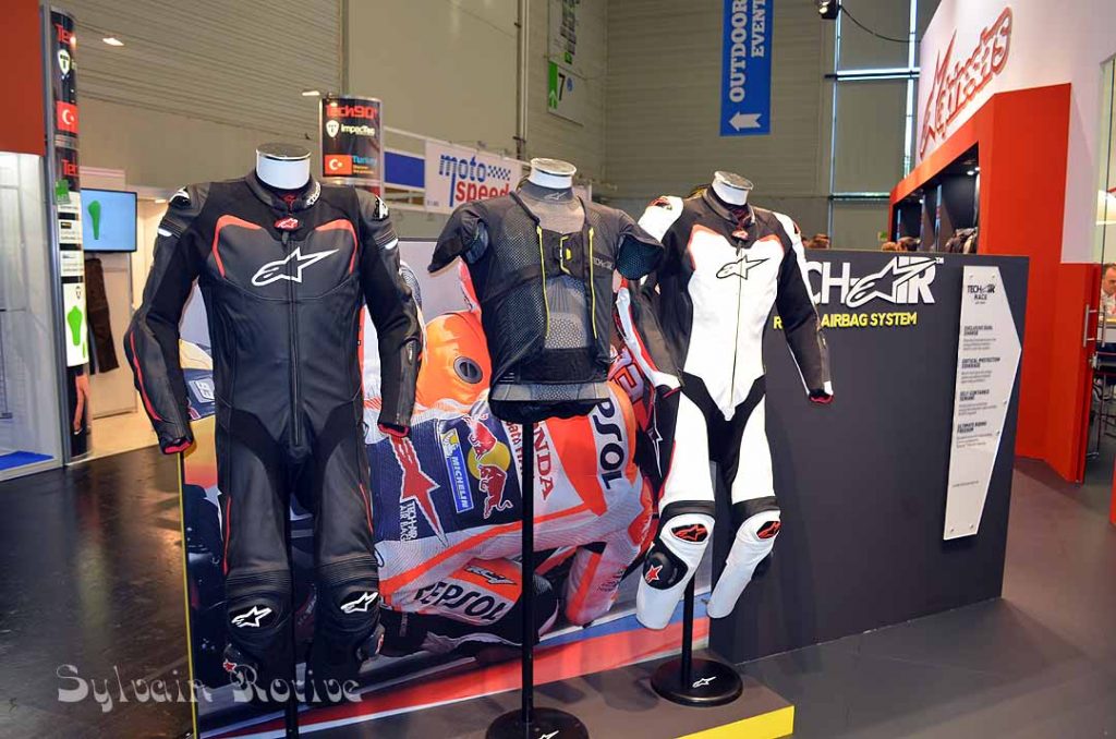 Intermot 2016 : des casques, des vêtements, des accessoires et d&rsquo;autres motos