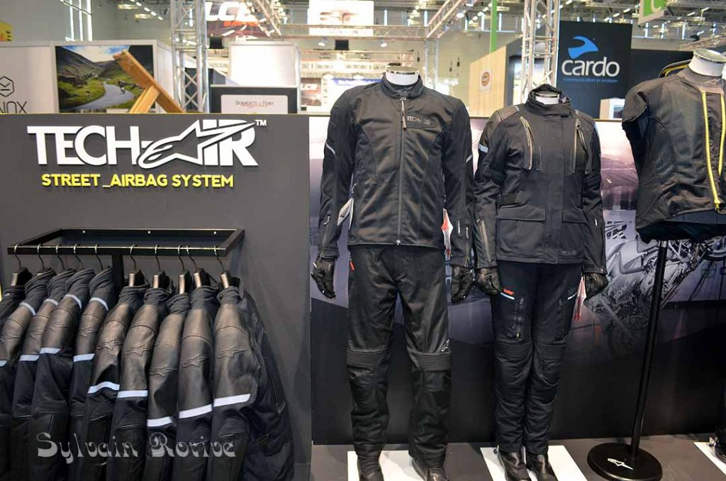 Intermot 2016 : des casques, des vêtements, des accessoires et d&rsquo;autres motos