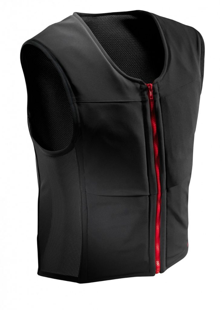 Voilà à quoi ressemble le gilet airbag In&#038;Motion &#8211; Ixon