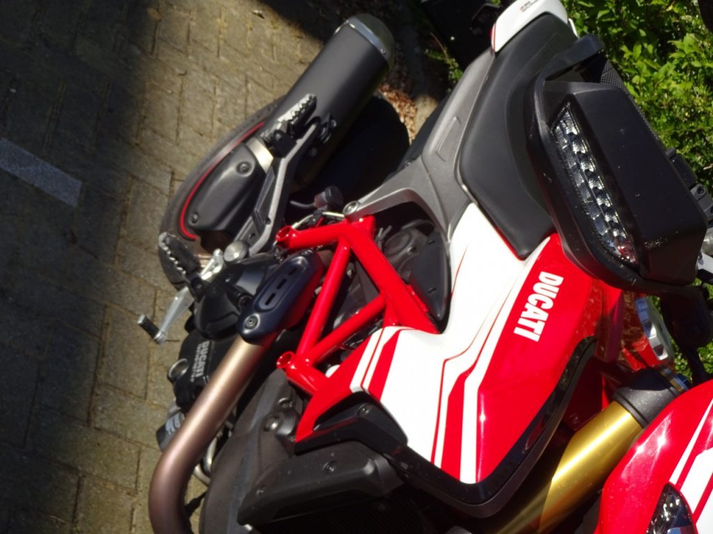 Ducati Hypermotard SP sérieusement fun