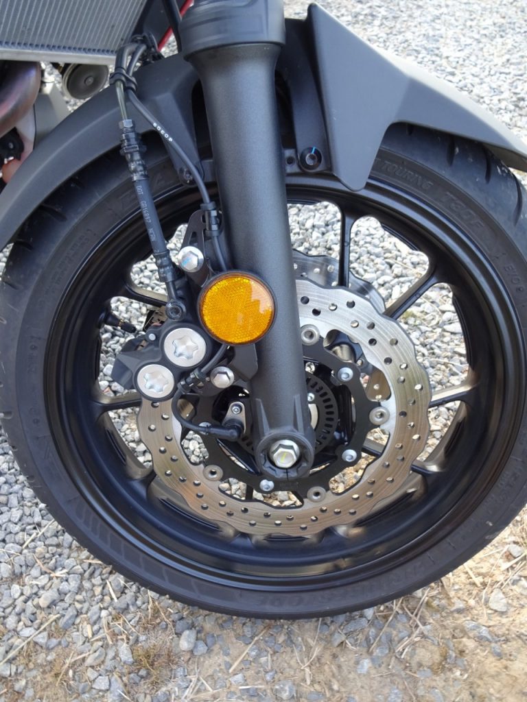 Yamaha MT-07 Tracer, elle a tout de la grande