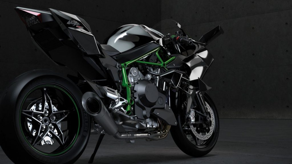 La sculpturale Kawasaki H2 reste un must du jeu et la piloter vaut son pesant de sensations... virtuelles