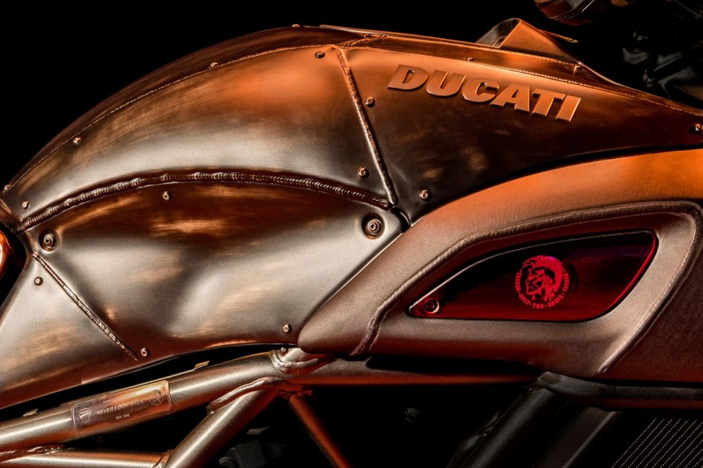 Ducati et Diesel ensemble pour un nouveau Diavel