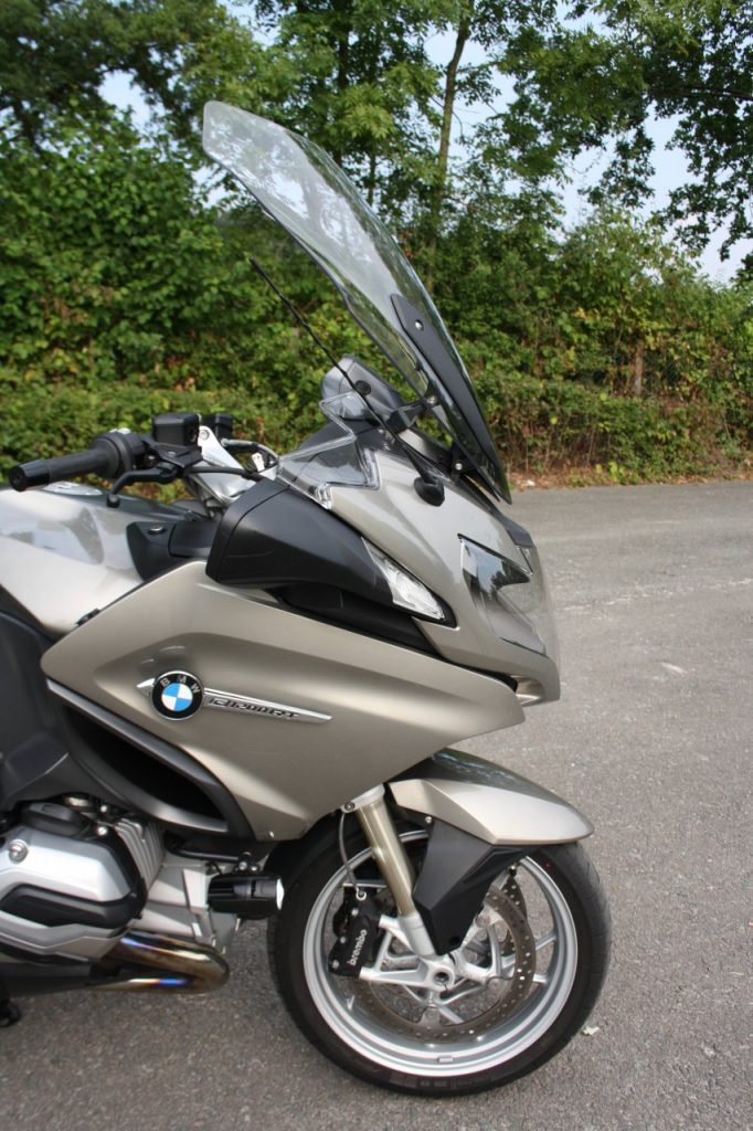 BMW R1200 RT LC reine du voyage au pays du plaisir.