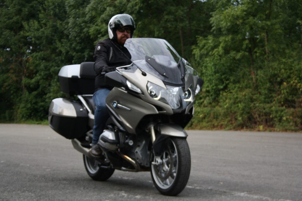 BMW R1200 RT LC reine du voyage au pays du plaisir.