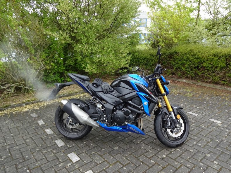 Le Roadster surprise, la Suzuki Gsx-s750.