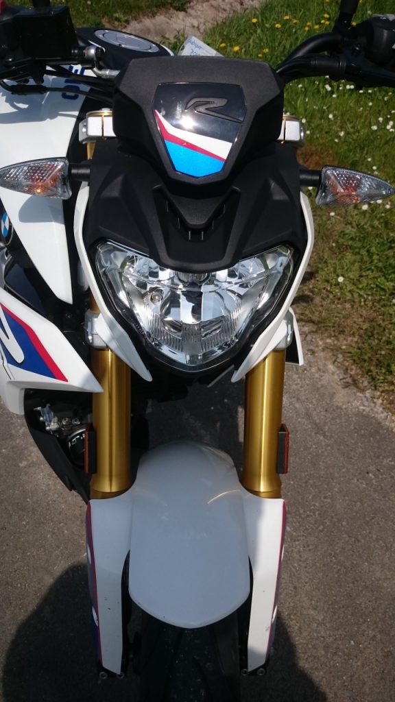 BMW G310R: démocratique mais bien Béhème!