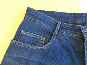 Jeans OVERLAP MANX DIRT : L’invisible bien concret !