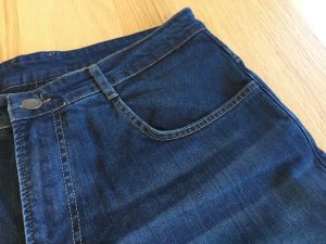 Jeans OVERLAP MANX DIRT : L’invisible bien concret !