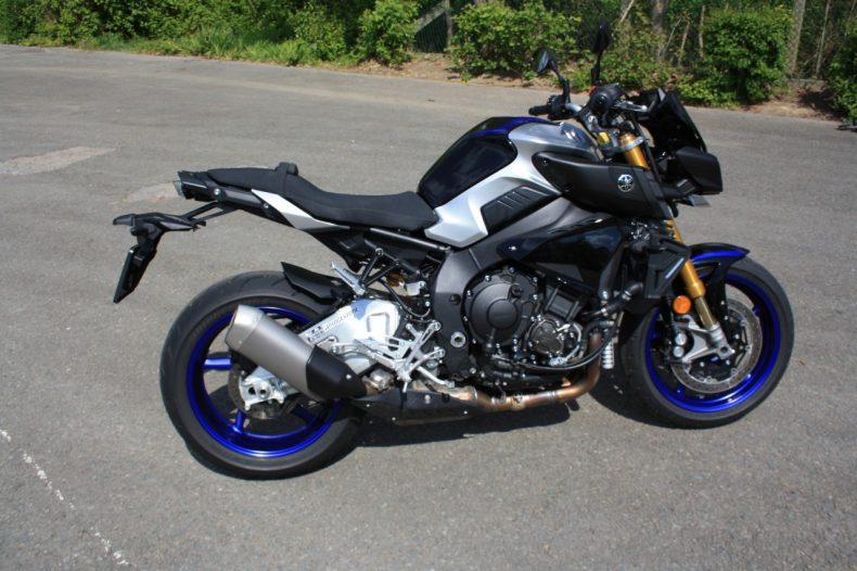 Yamaha MT-10 SP, teigne sous contrôle.