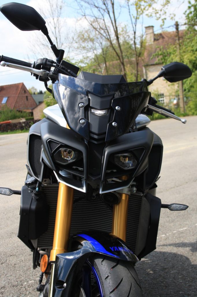 Yamaha MT-10 SP, teigne sous contrôle.