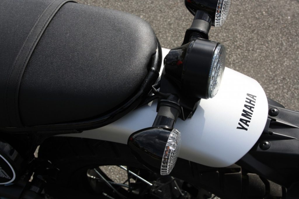 Yamaha SCR950, le bonheur est dans le pré.