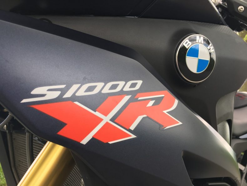 BMW S1000 XR : Trail ultra-sportif ou ultra-sportive trailée ?