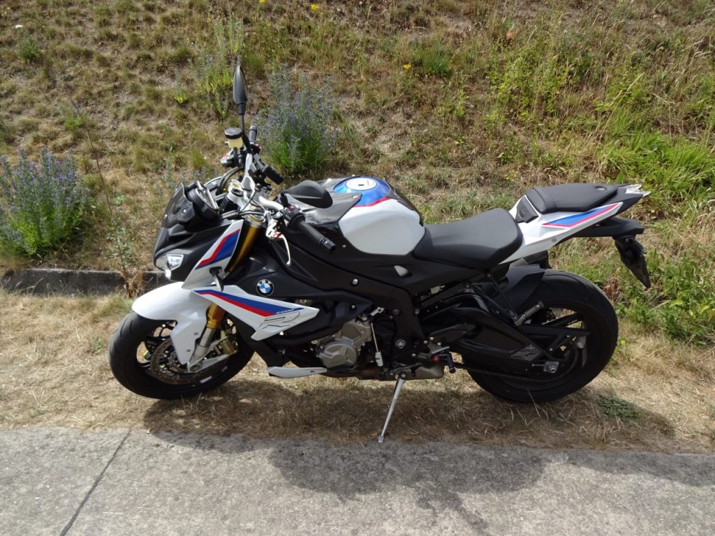 BMW S1000R , pas de quartier !