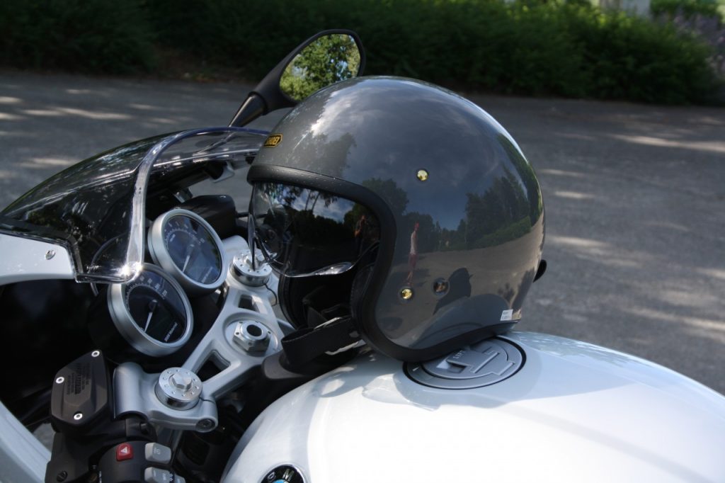 Casque Shoei J-O, jet de luxe.