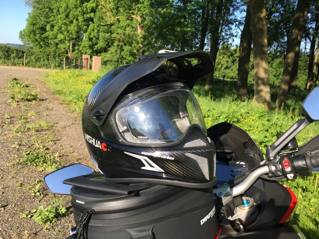 Nishua Enduro Carbone : un look ravageur, mais encore ?