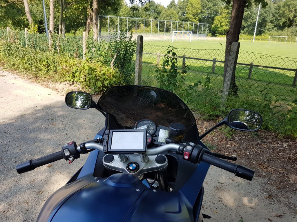 BMW F800GT, la routière cartésienne.