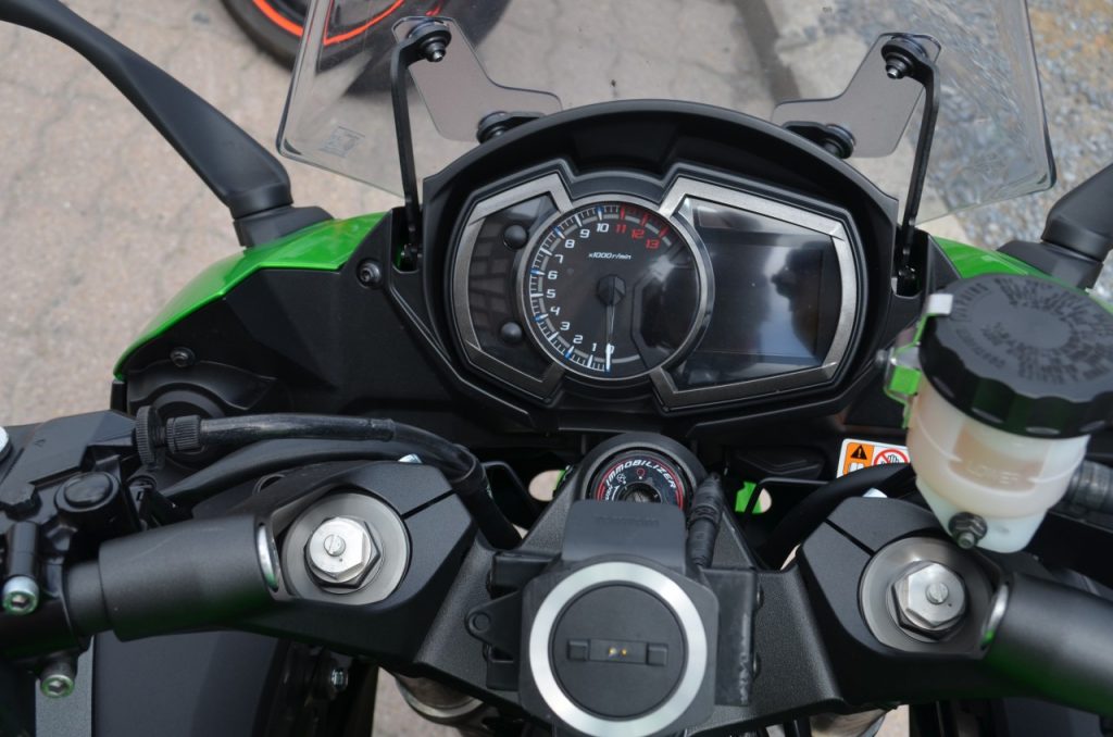 Kawasaki Z1000SX madame Hulk