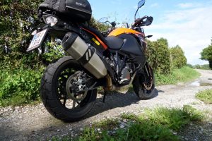 KTM 1090 ADVENTURE  : la petite se rebiffe !