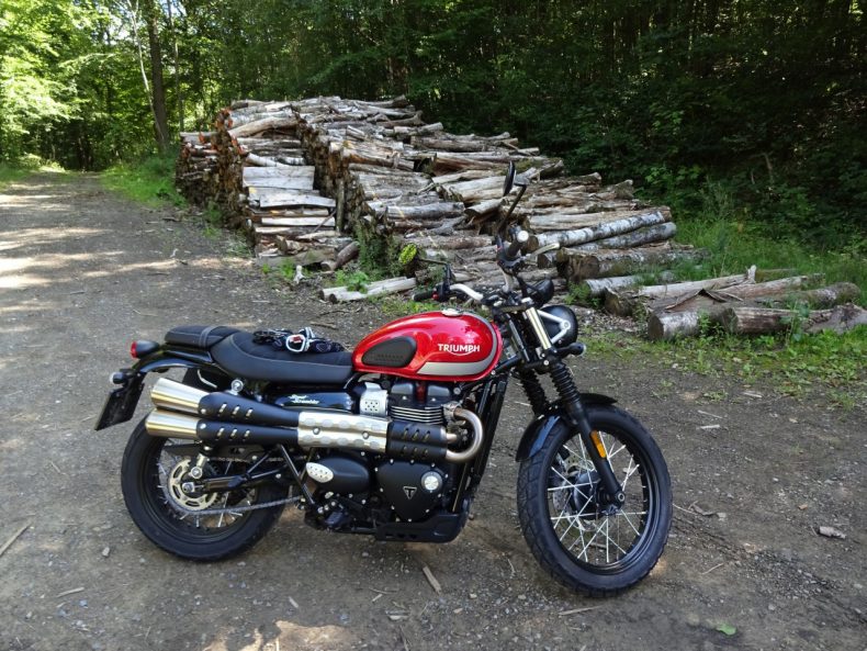 Triumph Street Scrambler fidèle et éternelle