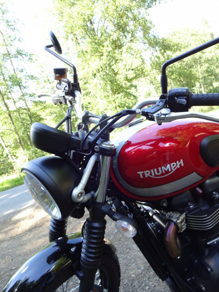 Triumph Street Scrambler fidèle et éternelle