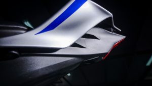 Yamaha R6: l&rsquo;ère six