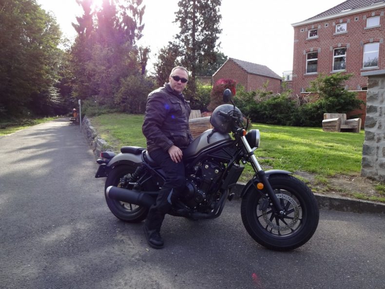 Honda CMX 500 Rebel, le A2 version perfecto et jet.