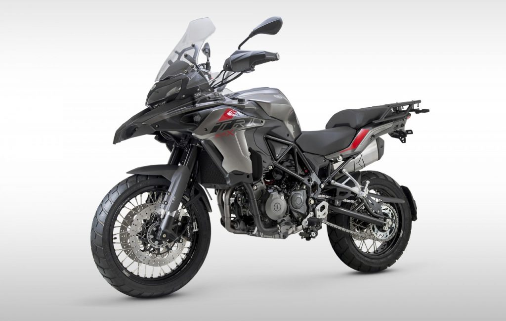 Benelli est de retour avec le TRK502 et le Leoncino