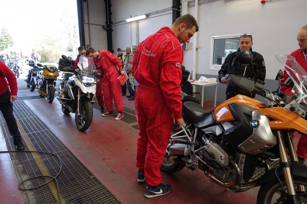 La journée du motard par AWSR et Fedemot